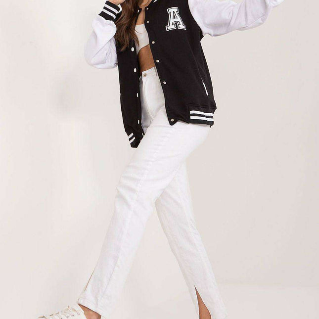 Chic Snap Button Sweatshirt for Active Women