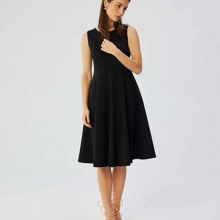 Elegant A-Line Sleeveless Day Dress with Polish Flair
