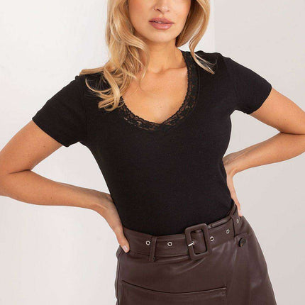 Eco-Conscious Ribbed Cotton Blouse with Chic Lace Trim