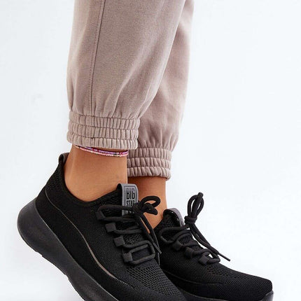 Sport Shoes model 193528