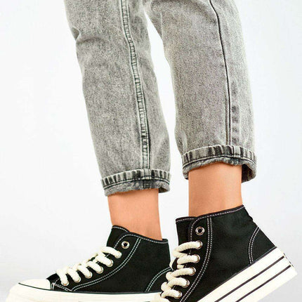 Dynamic Pink Sneakers for Modern Women