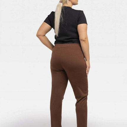 Karko Chic Plus Size Knit Trouser Ensemble for Modern Women
