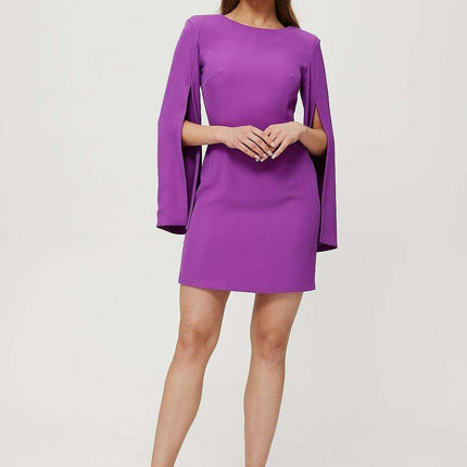 Backless Elegance: V-Back Mini Cocktail Dress for Effortless Charm