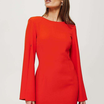 Backless Elegance: V-Back Mini Cocktail Dress for Effortless Charm