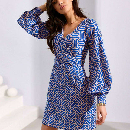 Chic Envelope Neckline Mini Dress for Effortless Sophistication