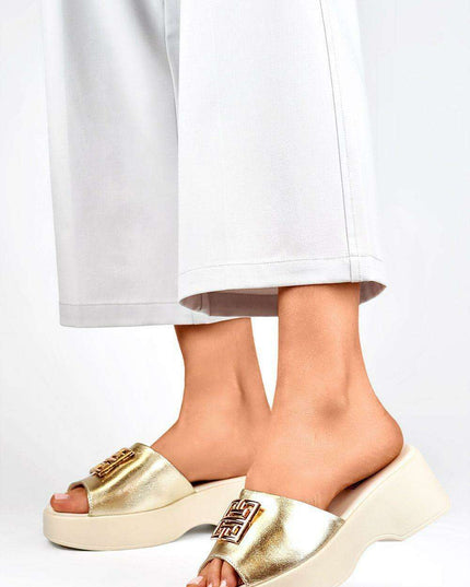 Chic Summer Leather Flip-flops