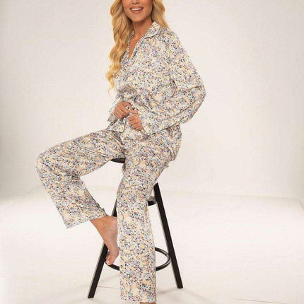 Chic Satin Lounge Set for Women with Stylish Collar and Modern Print