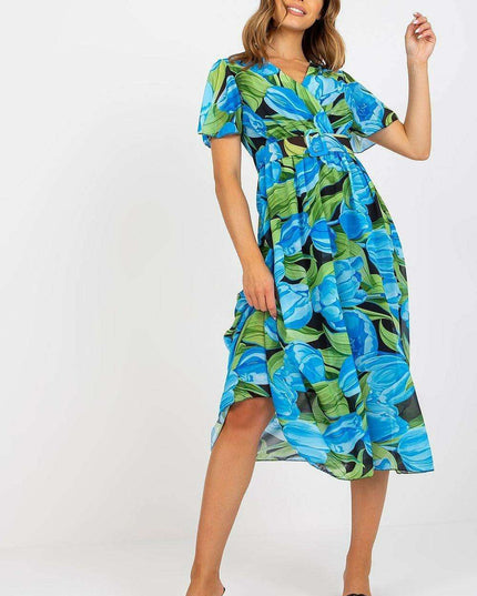 Chic Midi Dress With Colorful Prints And Coordinating Belt