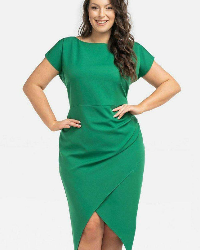 Chic Allure Plus Size Tara Dress for Elegant Occasions