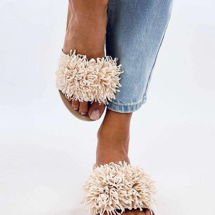 Flip-flops model 197384