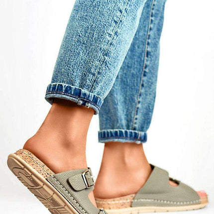 Sustainable Chic Leather Platform Slides for Effortless Summer Style