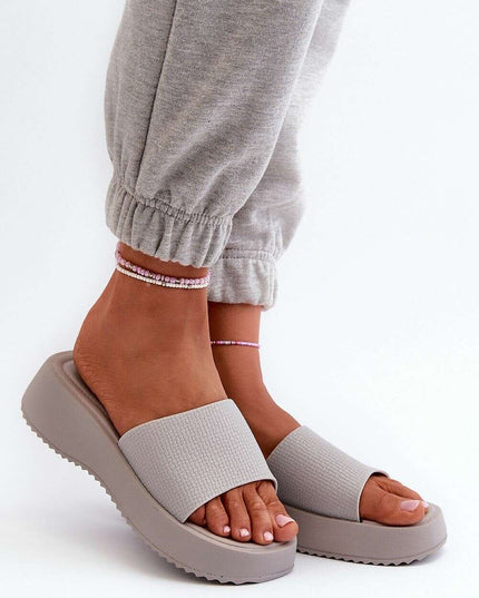 Flip-flops model 198443