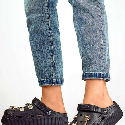 Chic Black Women's Slip-On Platform Flip-Flops