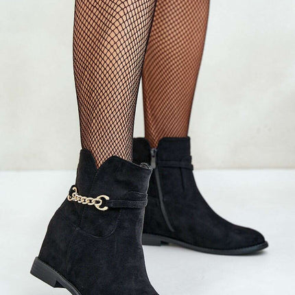 Buskin boots model 200110