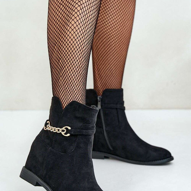 Buskin boots model 200110