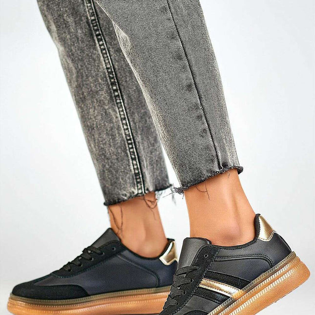 Sport Shoes model 200439