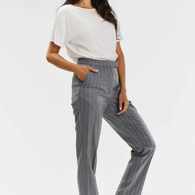 Women trousers model 200562