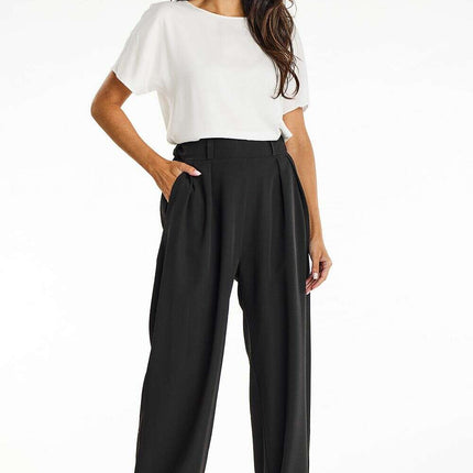 Women trousers model 200571