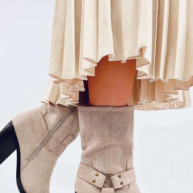 Heel boots model 200623