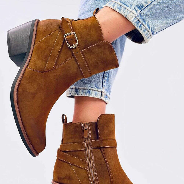 Heel boots model 200631