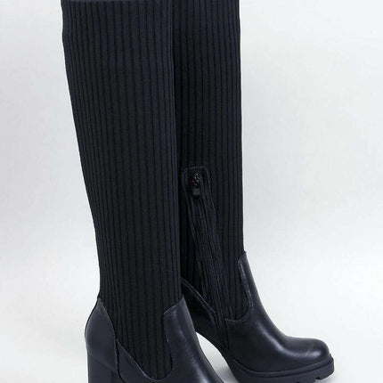 Heel boots model 200634