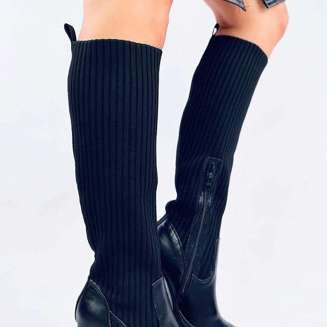 Heel boots model 200634