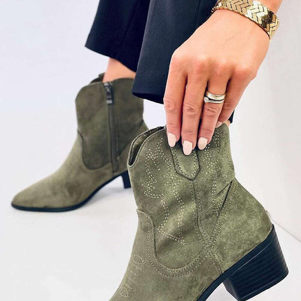 Heel boots model 200707