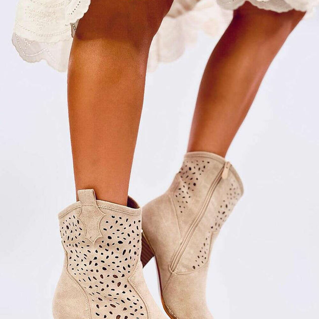 Heel boots model 200739