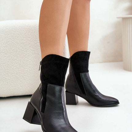 Heel boots model 201006