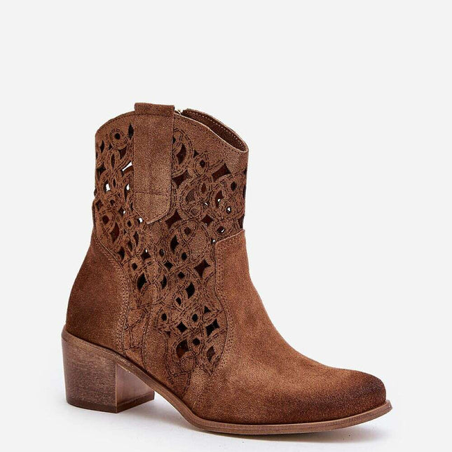 Heel boots model 201231