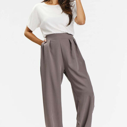 Women trousers model 200571