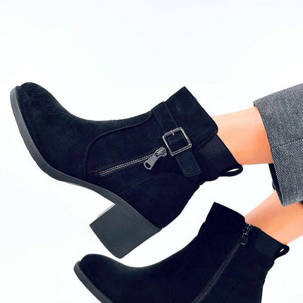 Heel boots model 201388