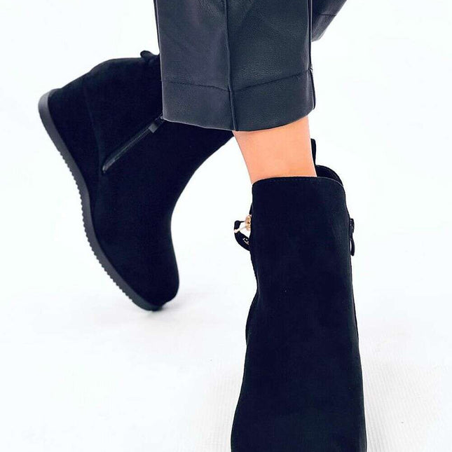 Buskin boots model 201402