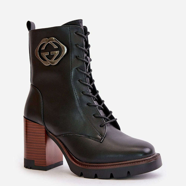 Heel boots model 201525