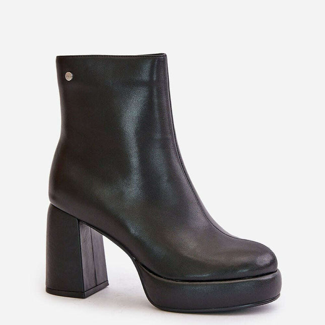Heel boots model 201535