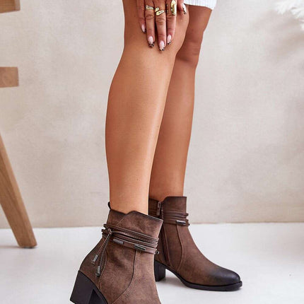 Heel boots model 201224