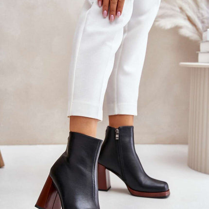 Heel boots model 201743