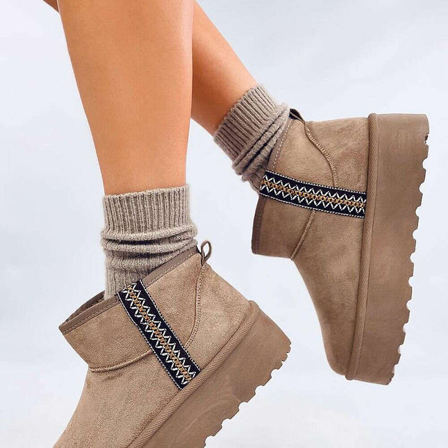 Snow boots model 201968