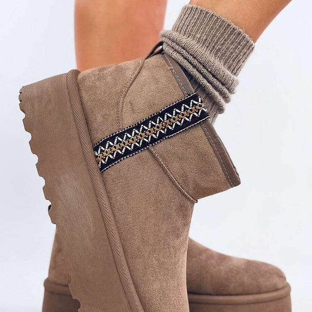 Snow boots model 201968