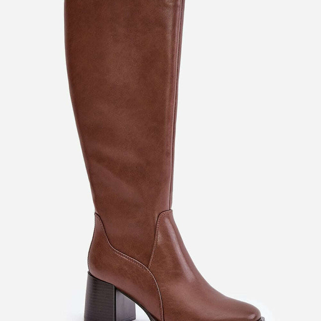 Heel boots model 202031