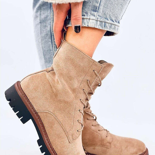 Boots model 202140