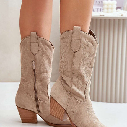 Heel boots model 202172