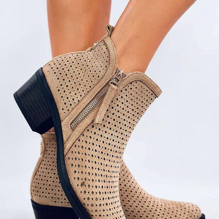 Heel boots model 202356