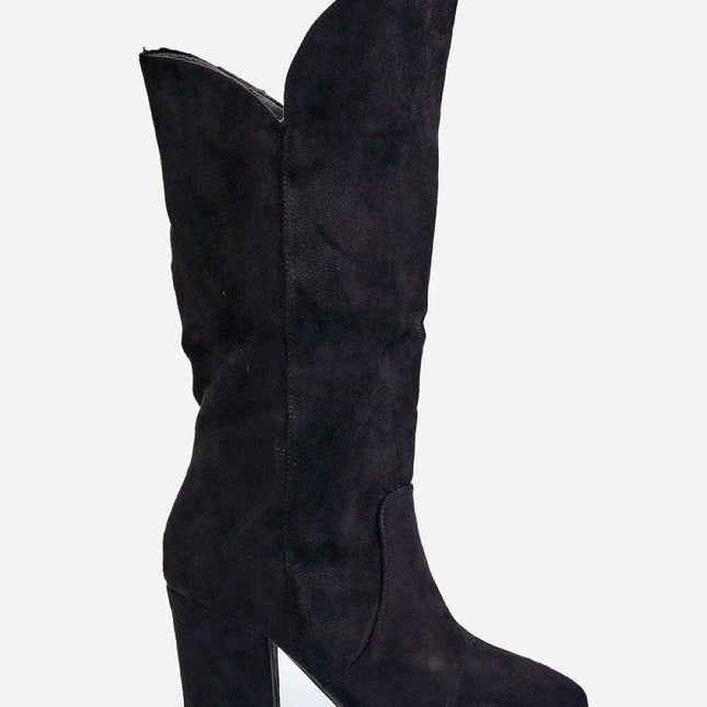 Heel boots model 202612