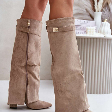 Heel boots model 202727