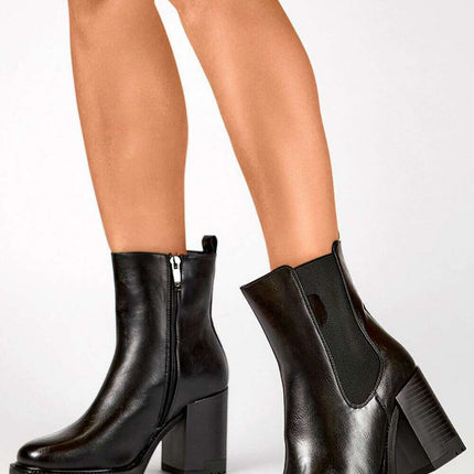 Heel boots model 202869
