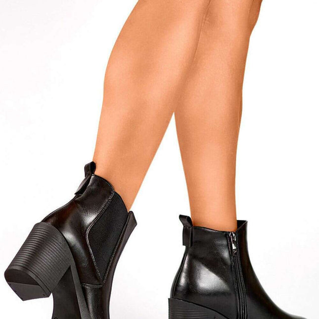 Heel boots model 202871