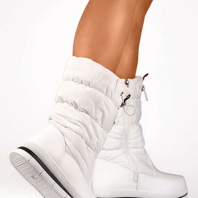 Snow boots model 203043