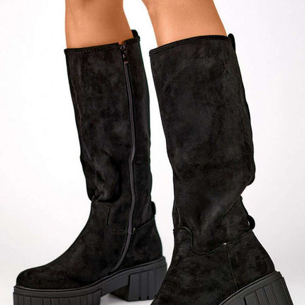 Heel boots model 203047