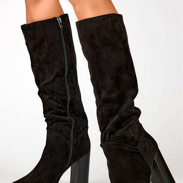 Heel boots model 203050